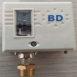 高、低壓保護(hù)裝置